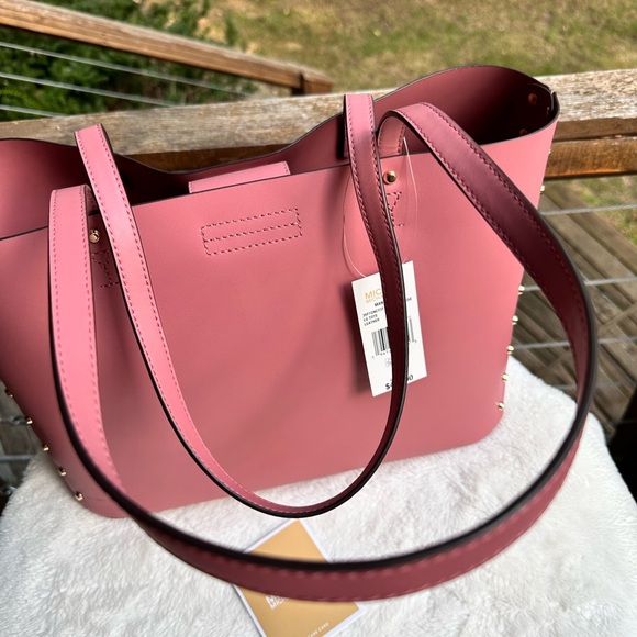 Michael Kors Manhattan Large Tote- Pink NWT - Picture 4 of 6